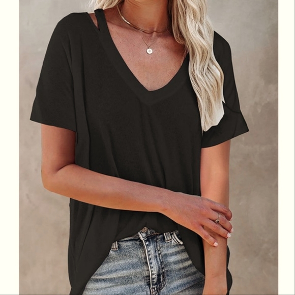 Hailey & Co Tops - Boutique Casual Top Solid Color Short Sleeve V Neck T Shirt
